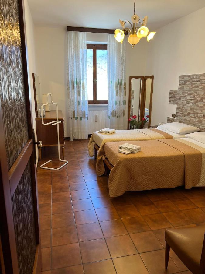 Casa Caterina 2 Storey House, With A Mountain View توسكولانو ماديرنو المظهر الخارجي الصورة