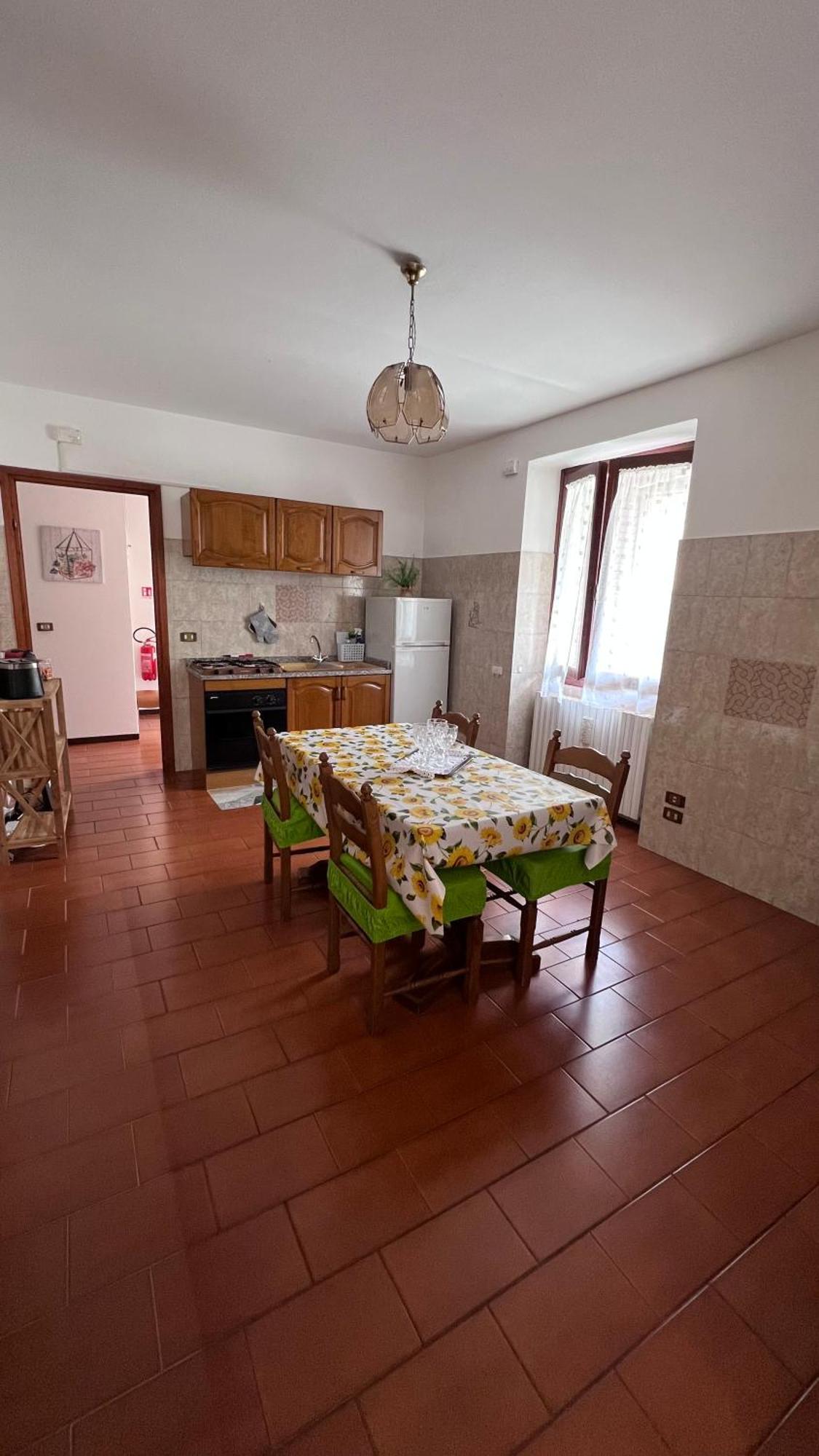 Casa Caterina 2 Storey House, With A Mountain View توسكولانو ماديرنو المظهر الخارجي الصورة